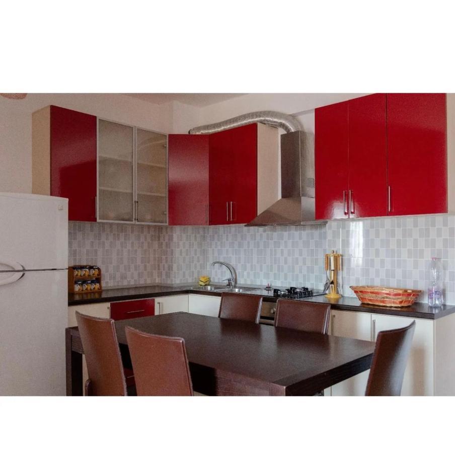 オリクムAgaraj Apartamentアパートメント エクステリア 写真