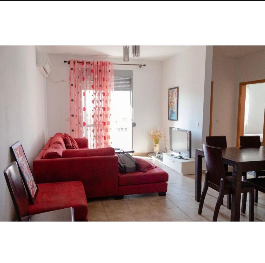 オリクムAgaraj Apartamentアパートメント エクステリア 写真